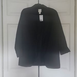 Black Blazer can be worn by women or  Men .  The blazer has original tags.